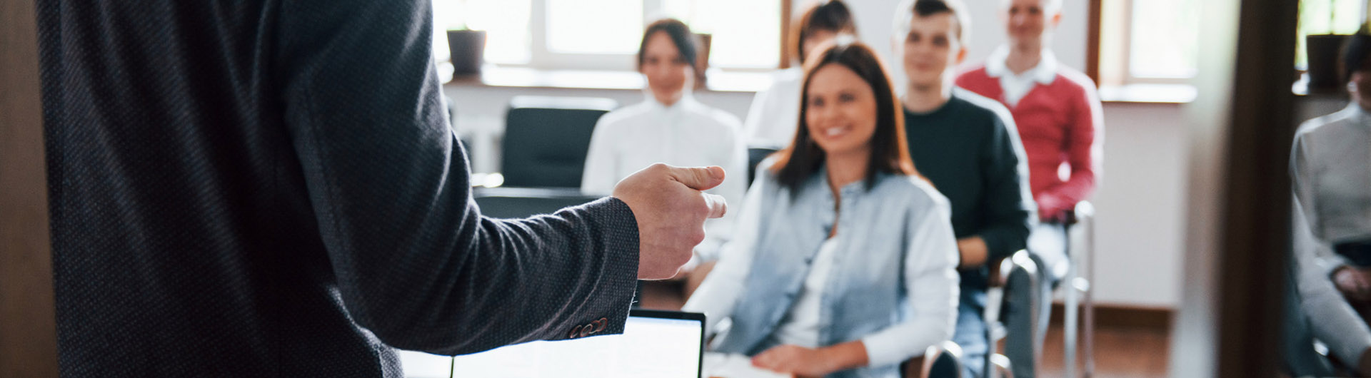 أساسيات الذكاء الاصطناعي للمعلمين